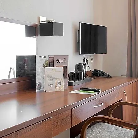 Astor 3*