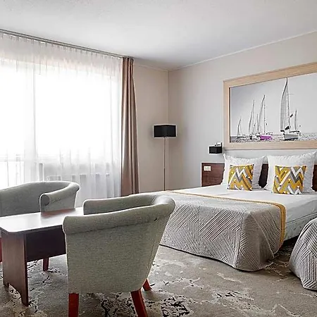 Astor Hotel 3*